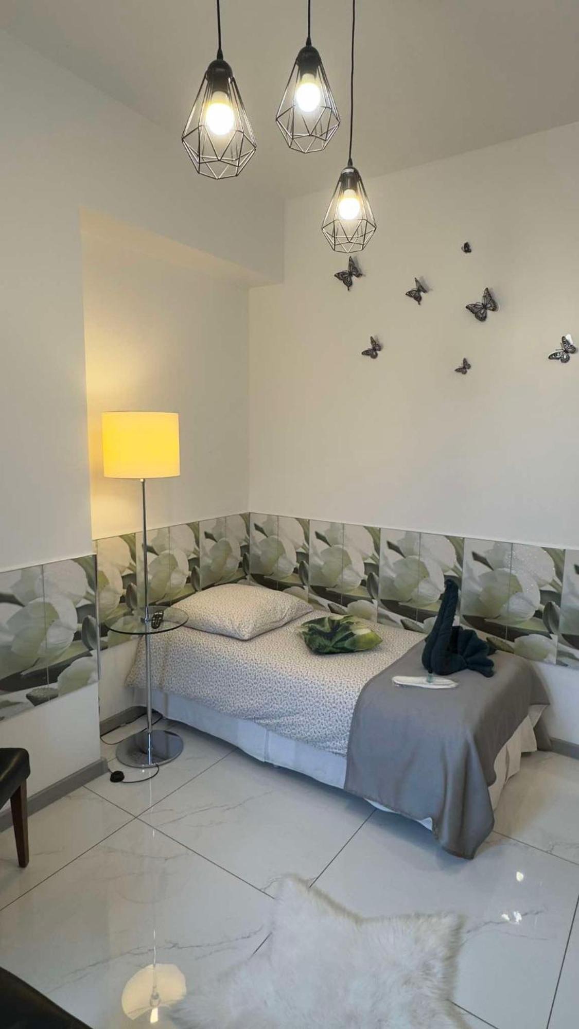 Azyl Otel Legnica Dış mekan fotoğraf