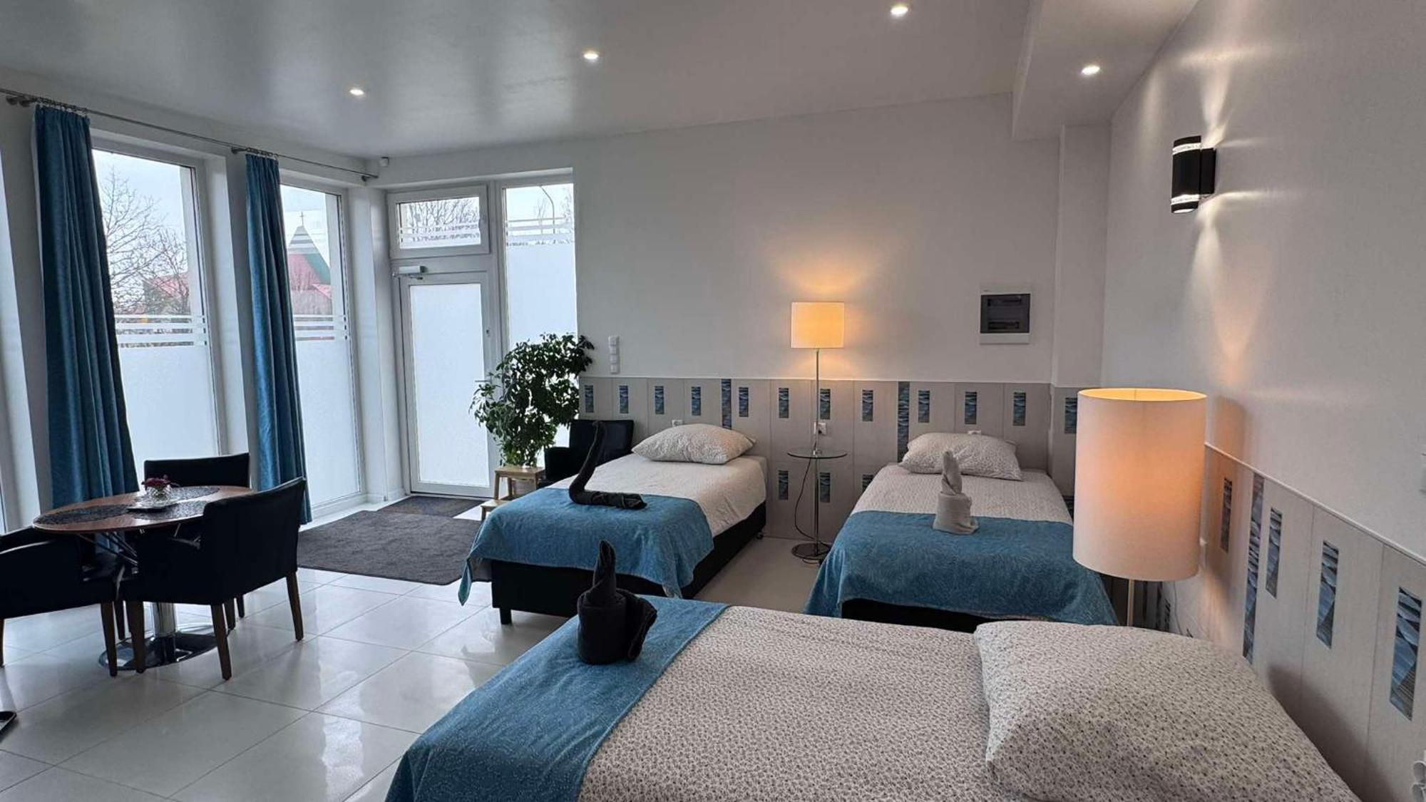 Azyl Otel Legnica Dış mekan fotoğraf