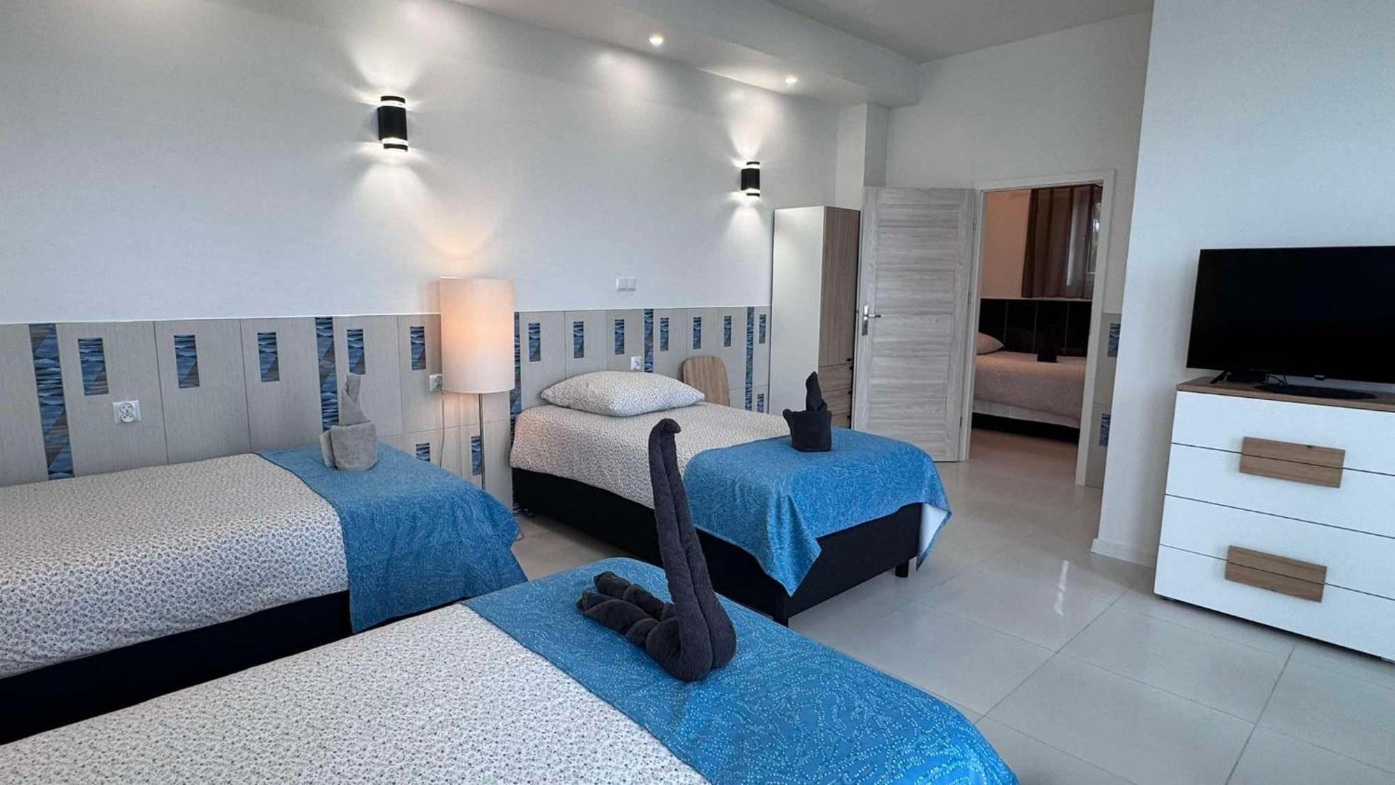Azyl Otel Legnica Dış mekan fotoğraf